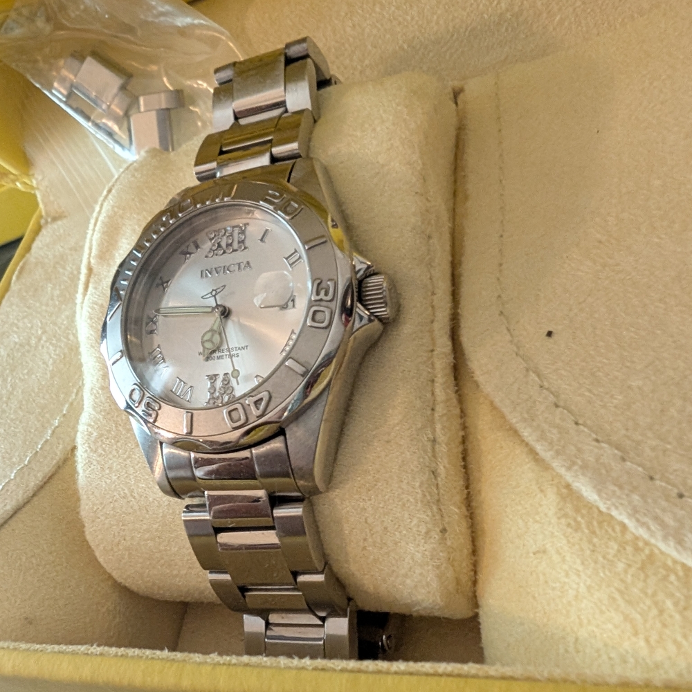 Invicta Silver Watch - Picture 5 of 11